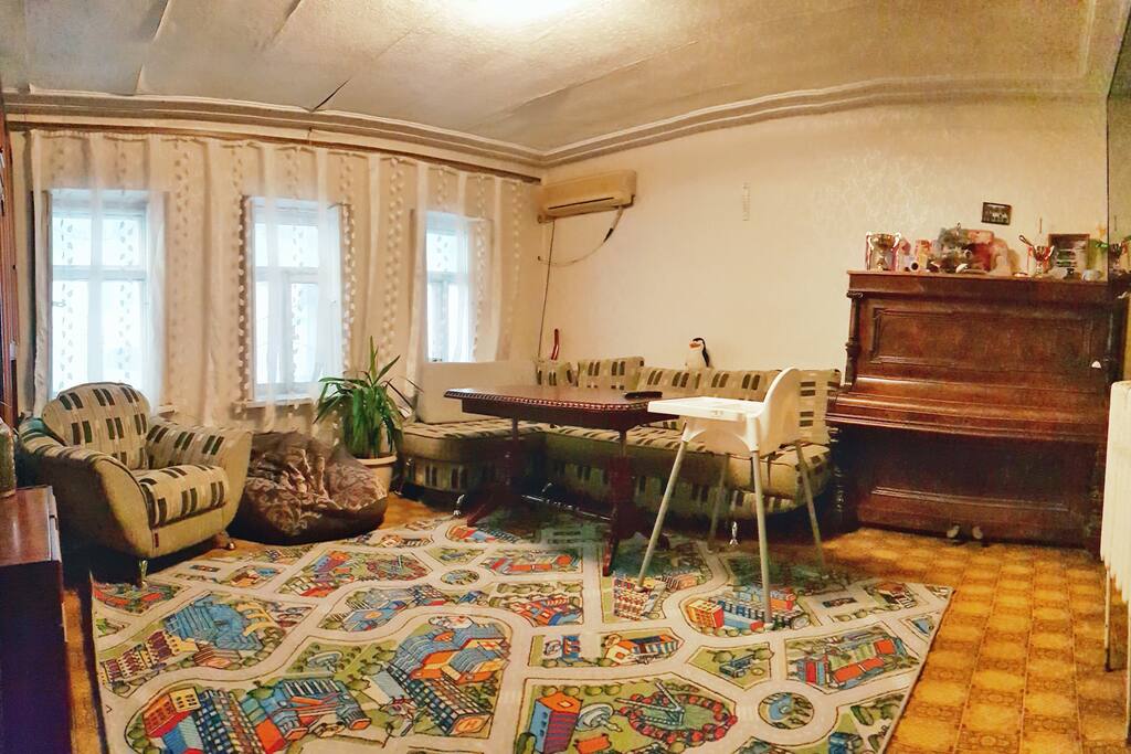 bedroom living room