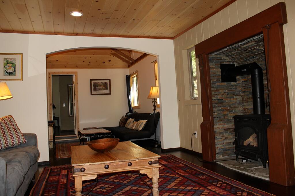 The livingroom flows right into the Library where there is a flat screen tv, cable, & dvd player.