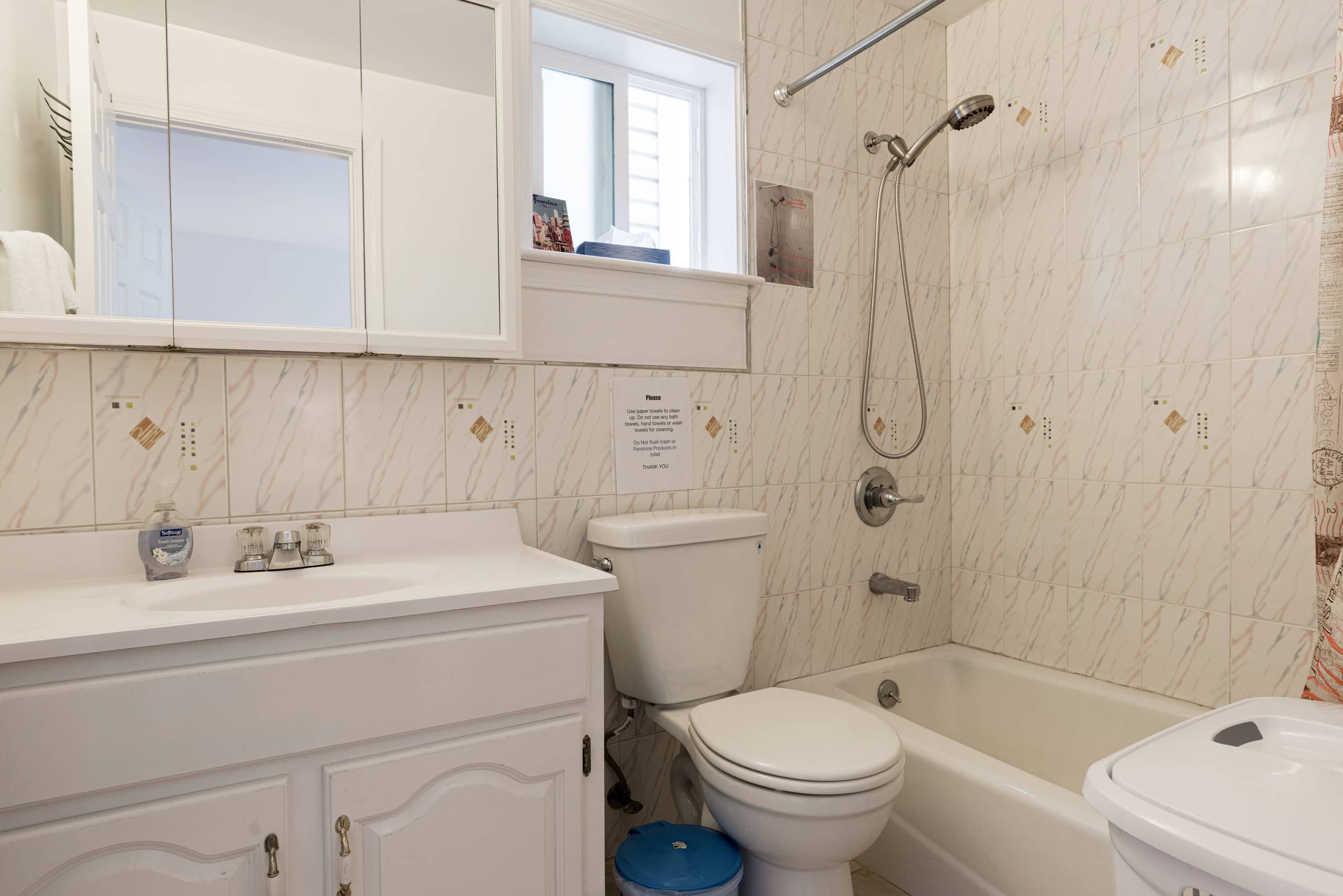 Home in San Francisco · ★4.86 · 1 bedroom · 1 bed · 1 bath - Image 15