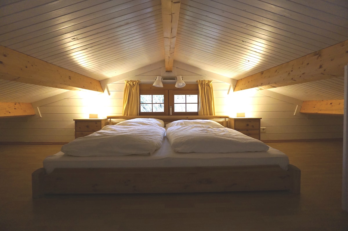 Sleeping loft house captain