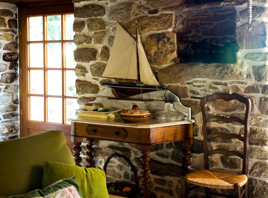 Mure Cottage - Lounge
