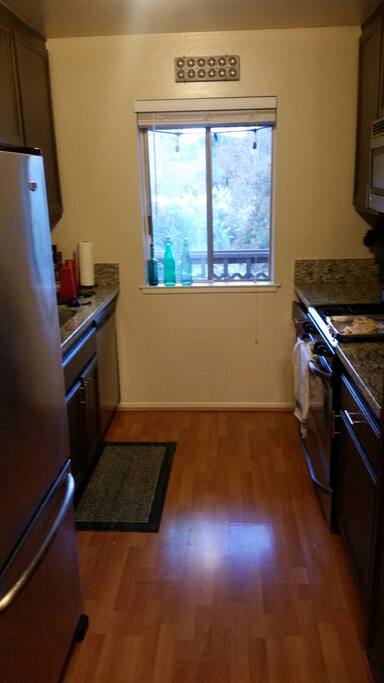 Fully stocked new kitchen