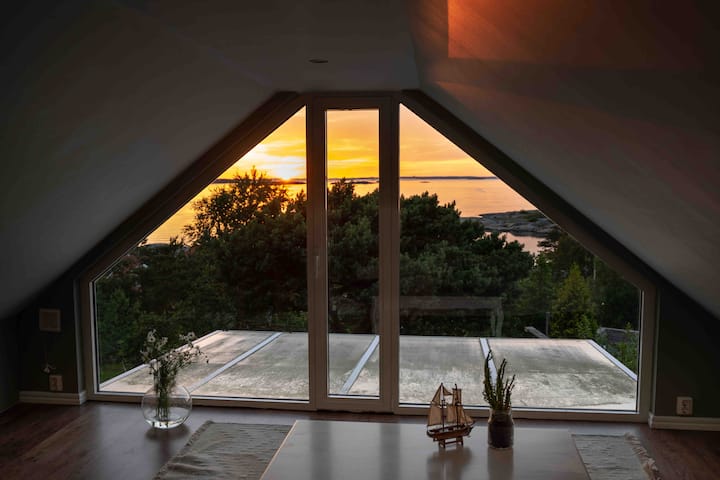 Cottage Surrounded By Nature With Sea View - Gothenburg