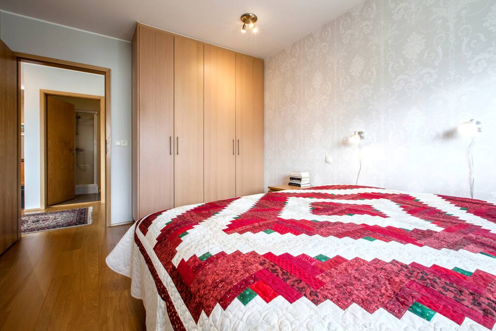 Bedroom #1