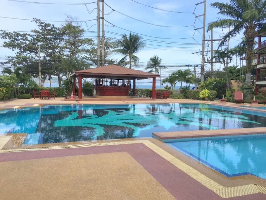 Huge shared pool