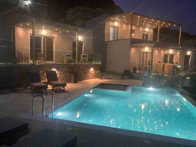 new ZAX SEA VIEW 3 villa complex, pool, 6 bedrooms gallery image 5