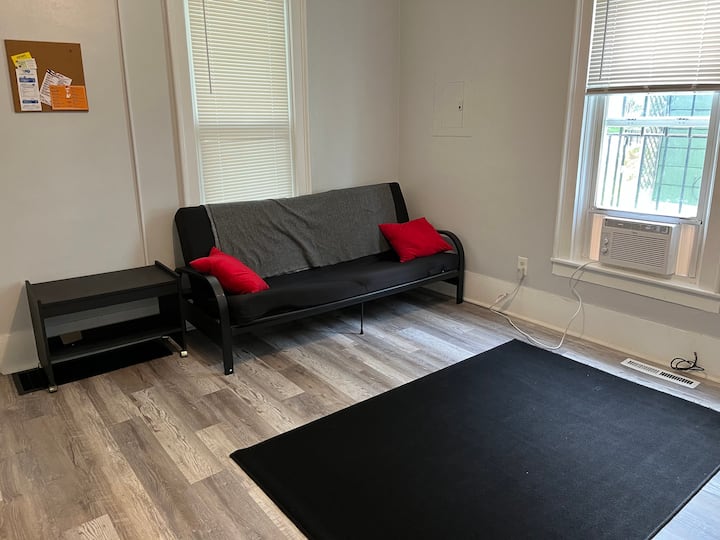 10 Best Airbnb Vacation Rentals In Flint, Michigan Trip101