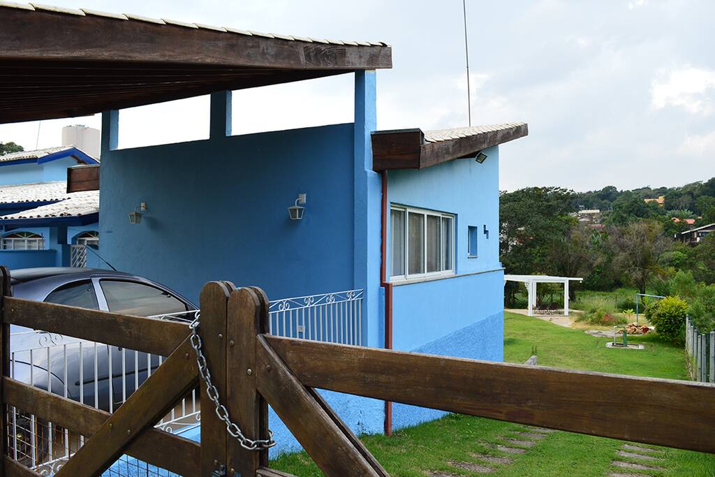 Vista lateral do Quarto A