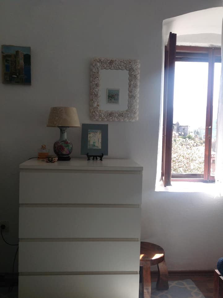 غرفة النوم 1