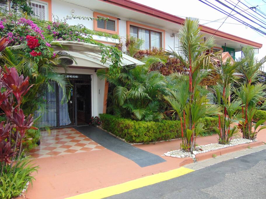 Front of Casa Lima B&B