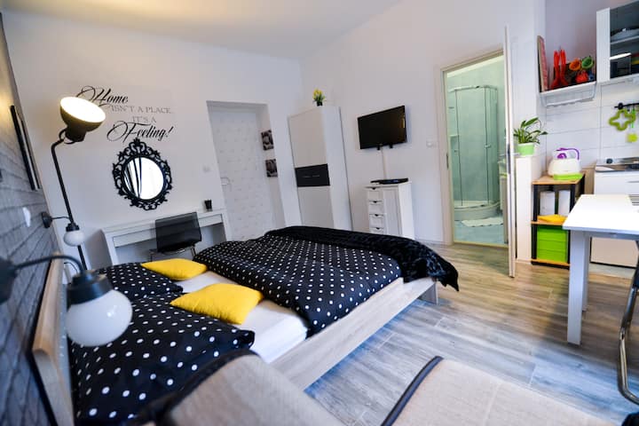 Studio Rosa Center Self Check In Apartments For Rent In Zadar Zadar County Croatia