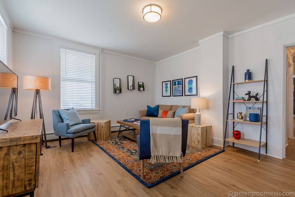 Remodeled Downtown Norway 1.5 Bedroom, 1 Bath Apt Apartments for Rent