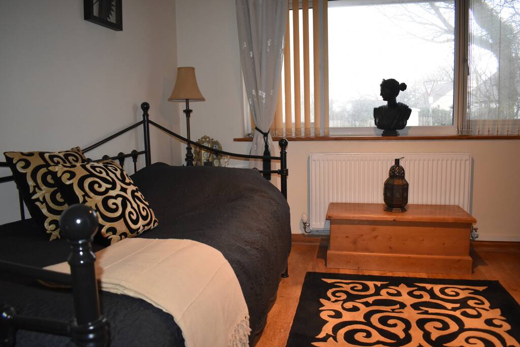 Single Bedroom