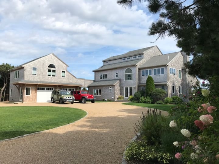 Guest Room Katama near South Beach and Edgartown Houses for Rent in