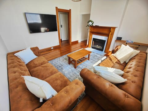 Top performing Airbnb: 5 min to Launceston, DrivewayParking & near museum in City Of Launceston