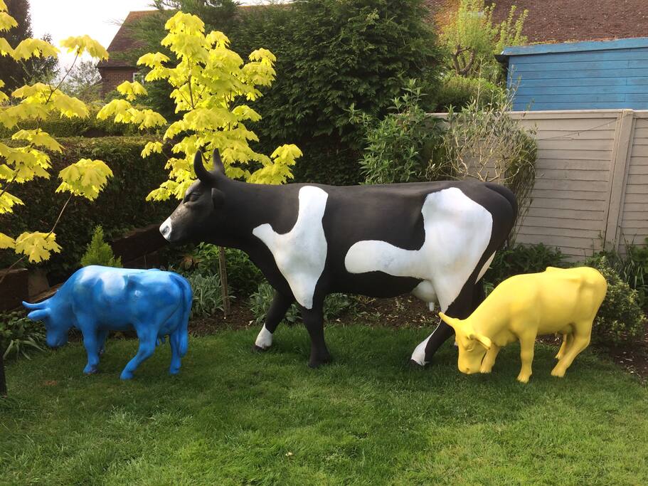 Garden cows!