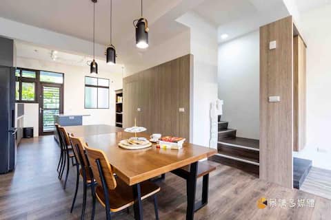 Orange Garden (6-12 people)