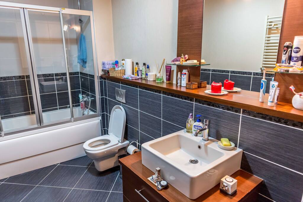 Common Bathroom