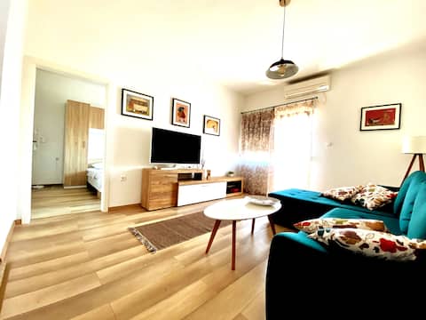 Top performing Airbnb: Barcode - Nin (center) in Grad Nin