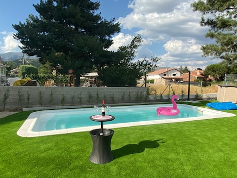 Madrid Countryside with private saltwater pool
