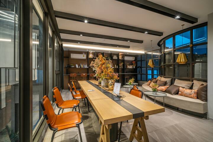 Hotopia Bob Marley And Beatles Style Condo Apartments For Rent