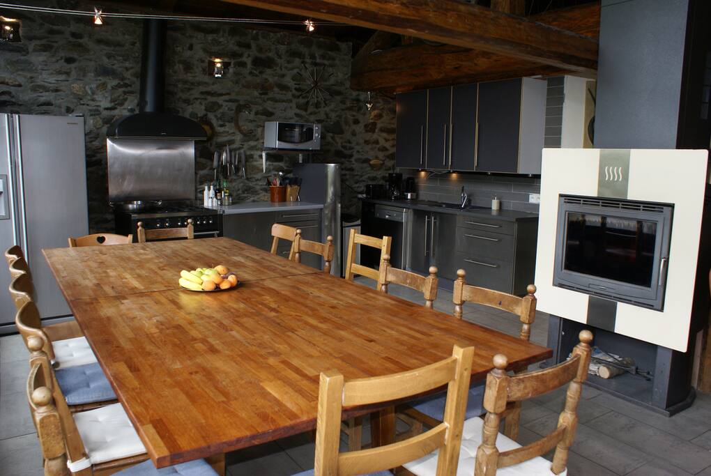 Kitchen / dinning table and fireplace