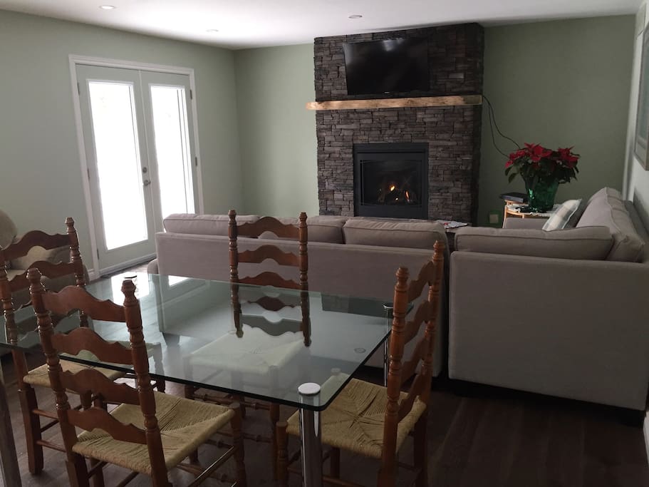Living/Dining Room