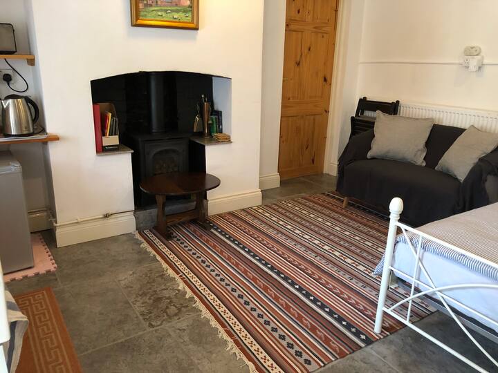 Annex To House Near Abergavenny - Crickhowell