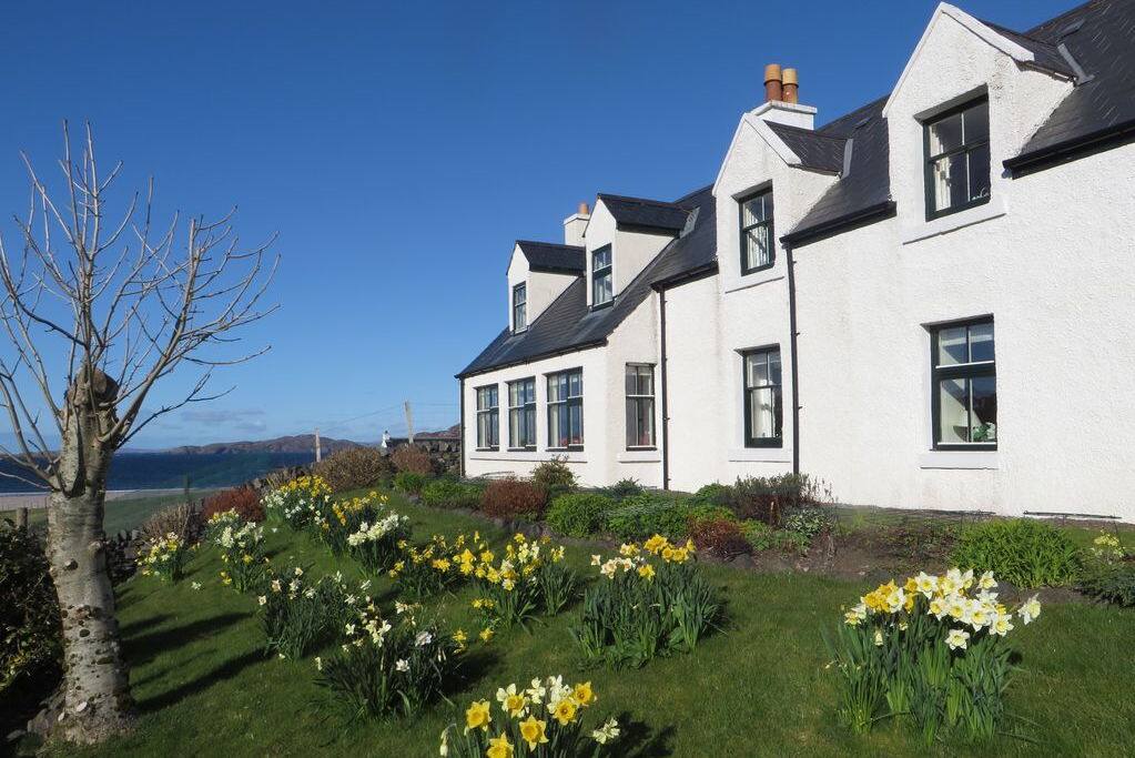 The front of the house in Spring