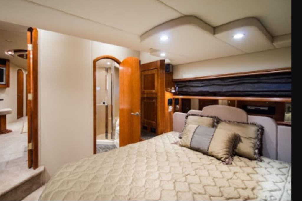 Master State room with full ensuite Shower and Toilet