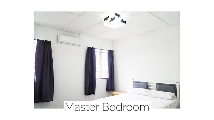 Cozy & Strategic Located Alor Akar Guest House - Kuantan