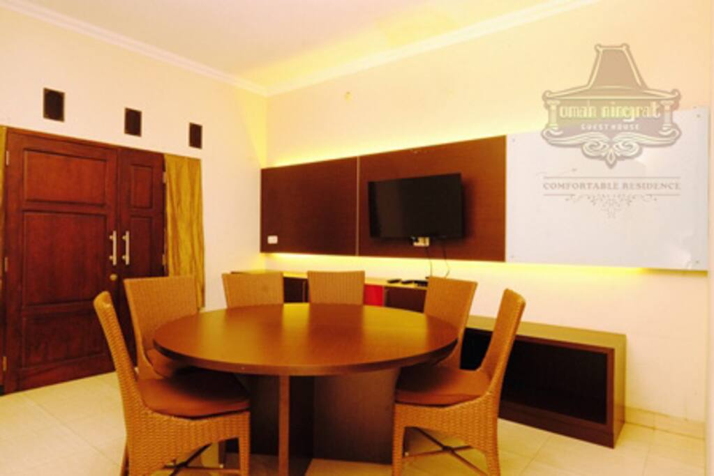 Small Meeting Room