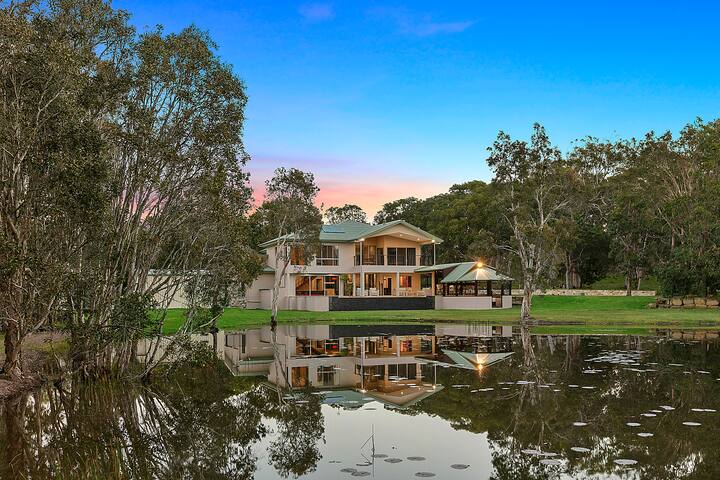 Serenity, Sprawling Home Surrounded By Acreage gallery image 5