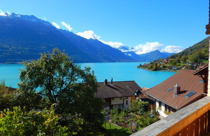 Mönch, Private Room: Yellow House