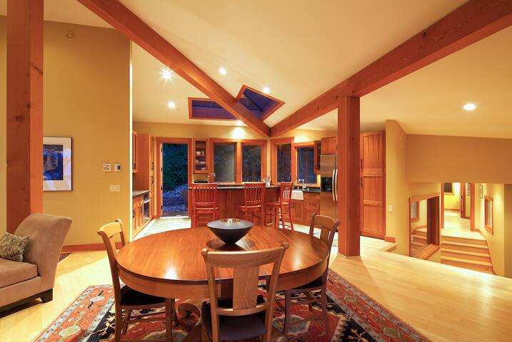 Bamboo Grove gallery image 4