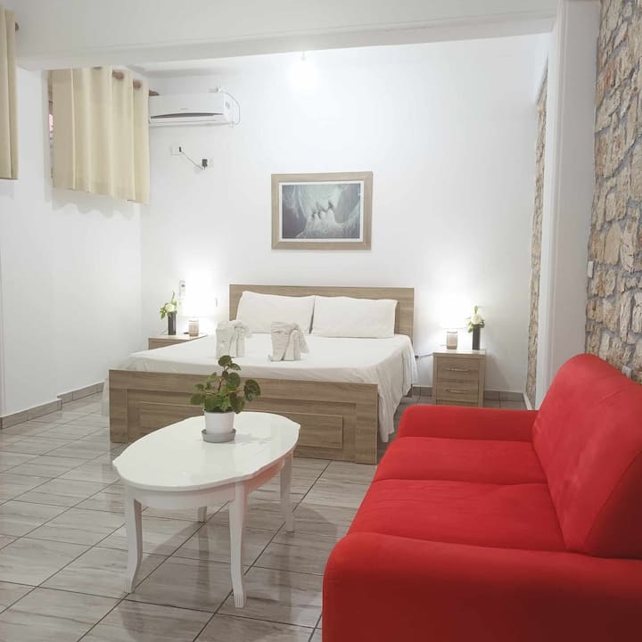 Studio - Cheimaros - Himarë