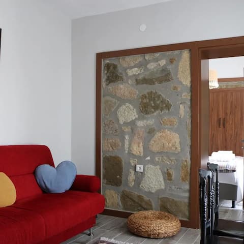 Çeşmeli Konak - Papatya House - Kilitbahir Village