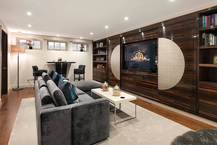 £6m Knightsbridge House gallery image 3