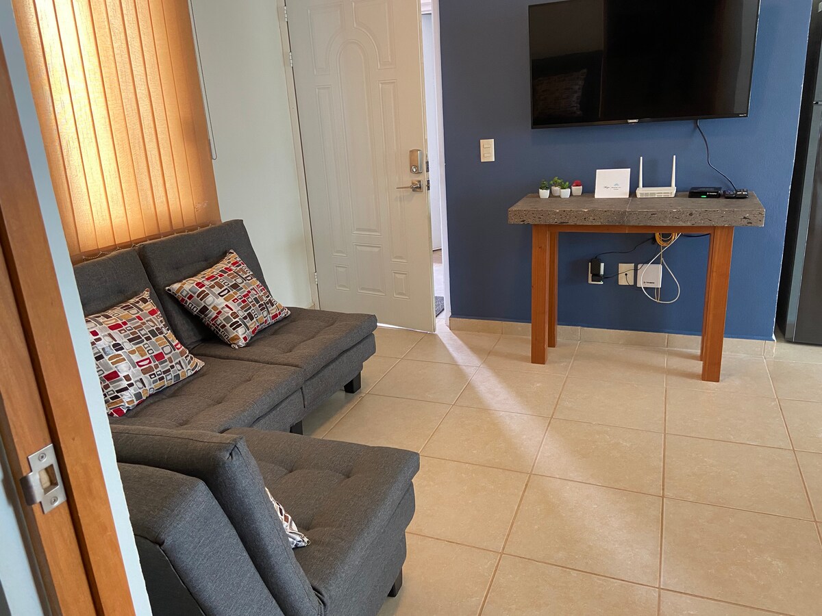 Anuncio de Airbnb popular: House in Bucerias! Private pool! 7 blocks from the beach en Bucerías