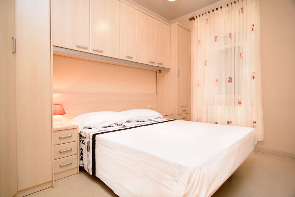 Habitación 1-b
Cama de Matrimonio