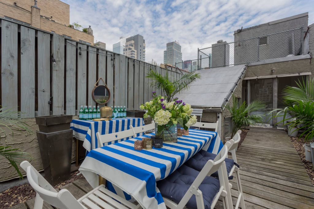 The private roof deck. Can seat 6 - 10 for dinner.