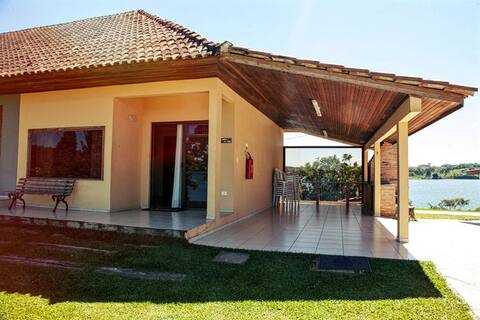 Lake Corner House Laggus Residential
