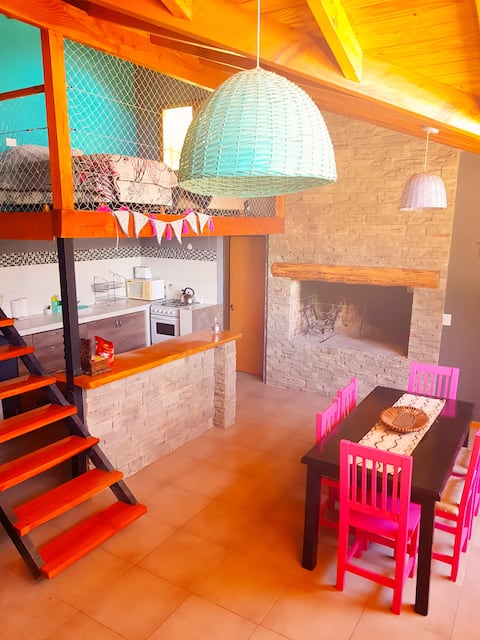 Beautiful house OVERLOOKING the LAKE *KM 4* and  WIFI