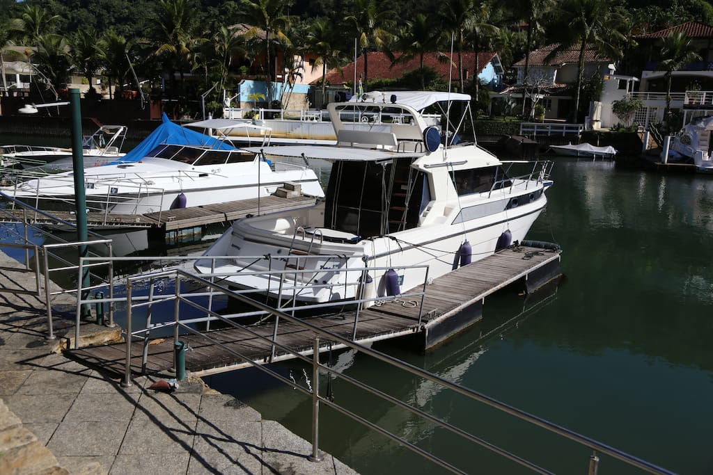 Pier privativo para 1 lancha de 35"