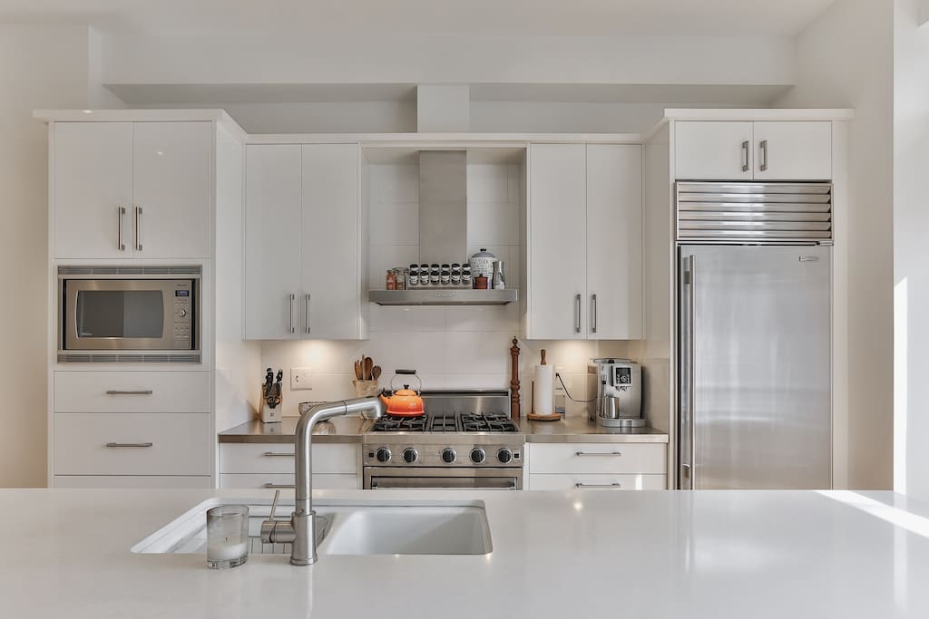 Beautiful, light-filled kitchen
