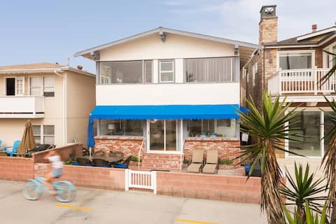 Popular Airbnb listing: Newport Beach: Ocean Front Home and Balboa Pier in Orange County