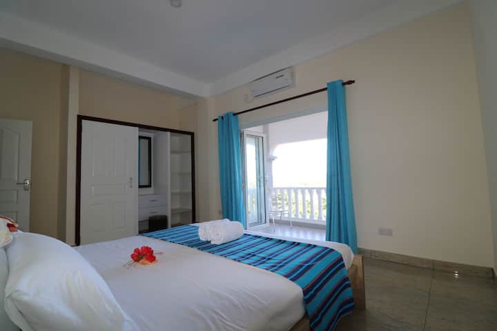 חדר שינה - דירת יוקרה עם שני חדרי שינה