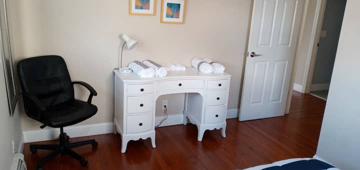 Camera da letto piccola 