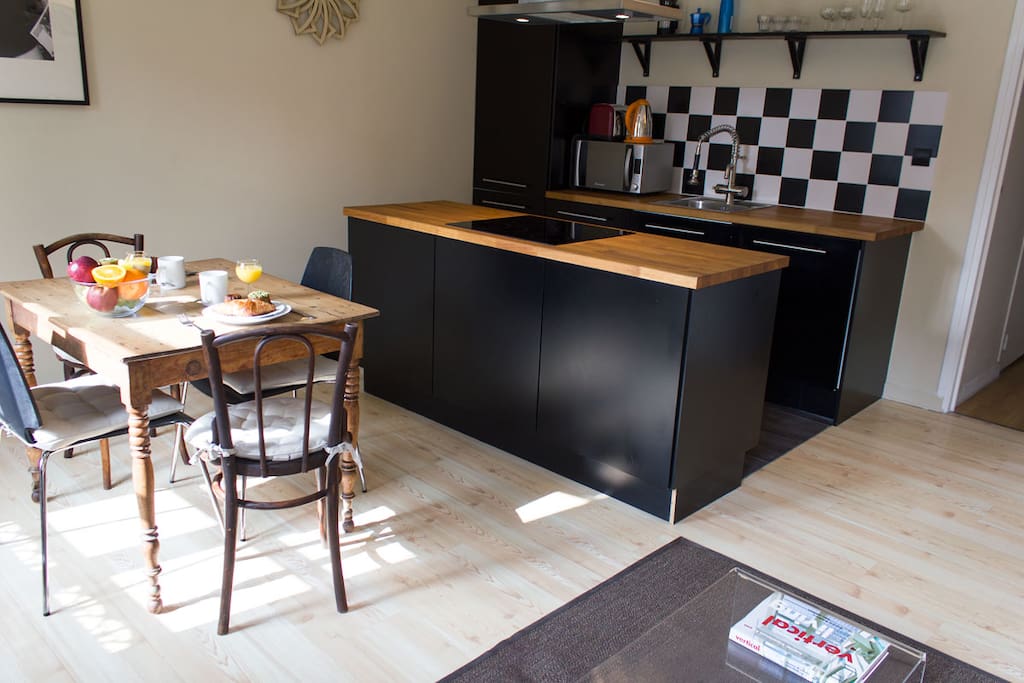 Kitchen/Dining area