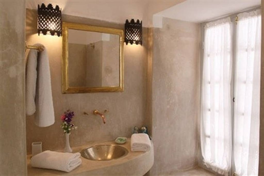 Turquoise bathroom